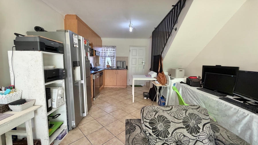 2 Bedroom Property for Sale in Gordons Bay Central Western Cape